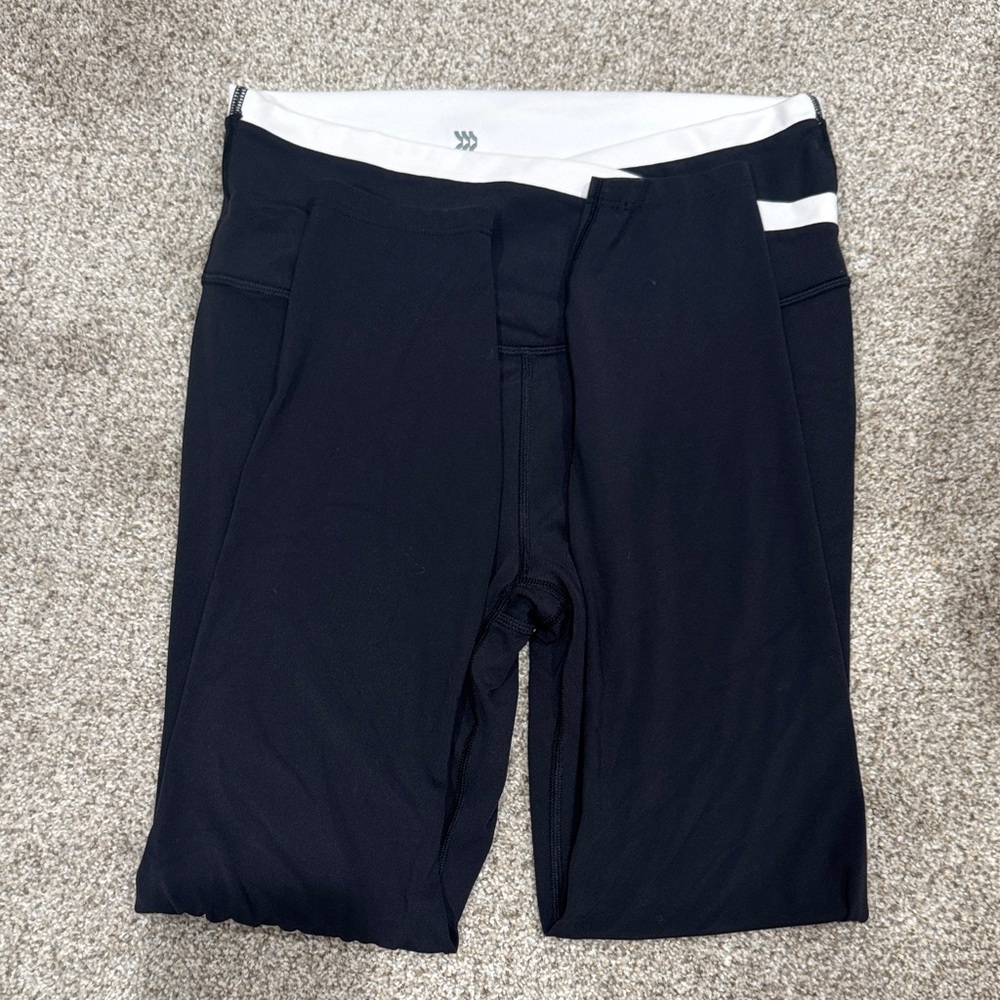 All in Motion Black Everyday Soft Ultra High Rise Leggings 7/8 length - Picture 6 of 8